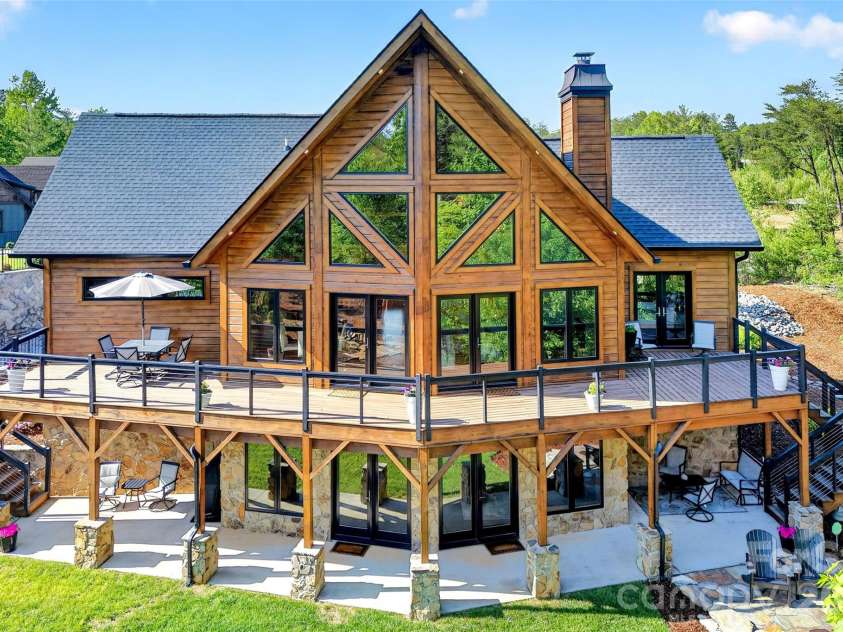 3097 Moonlight Place, Morganton, NC 28655.  MLS# CAR4379107, YatesRealty ID 23610. 