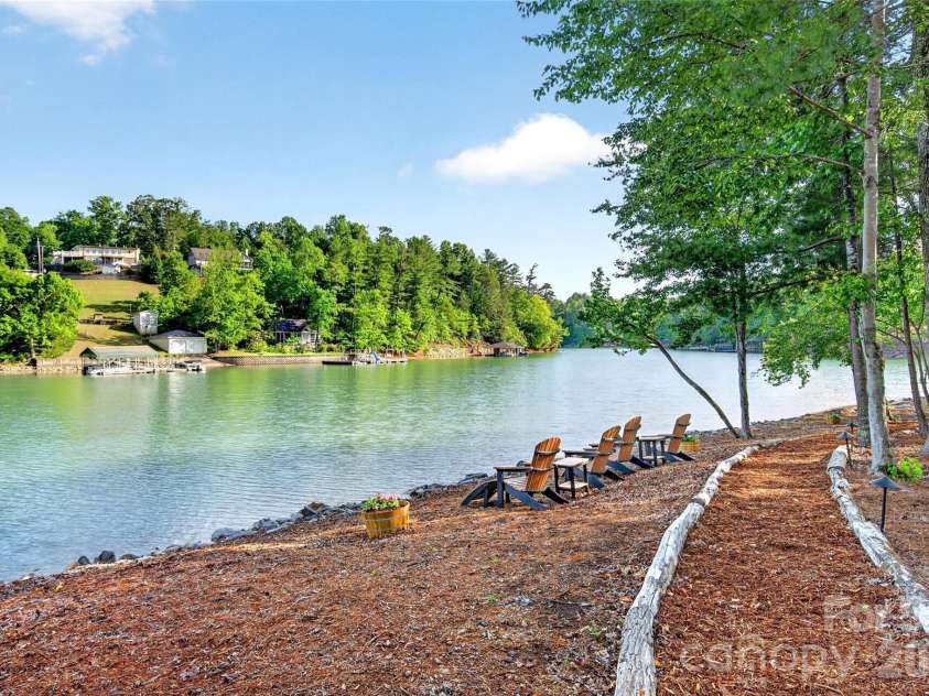 3097 Moonlight Place, Morganton, NC 28655.  MLS# CAR4379107, YatesRealty ID 23610. 
