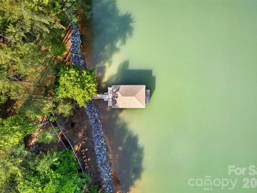 3097 Moonlight Place, Morganton, NC 28655.  MLS# CAR4379107, YatesRealty ID 23610. 