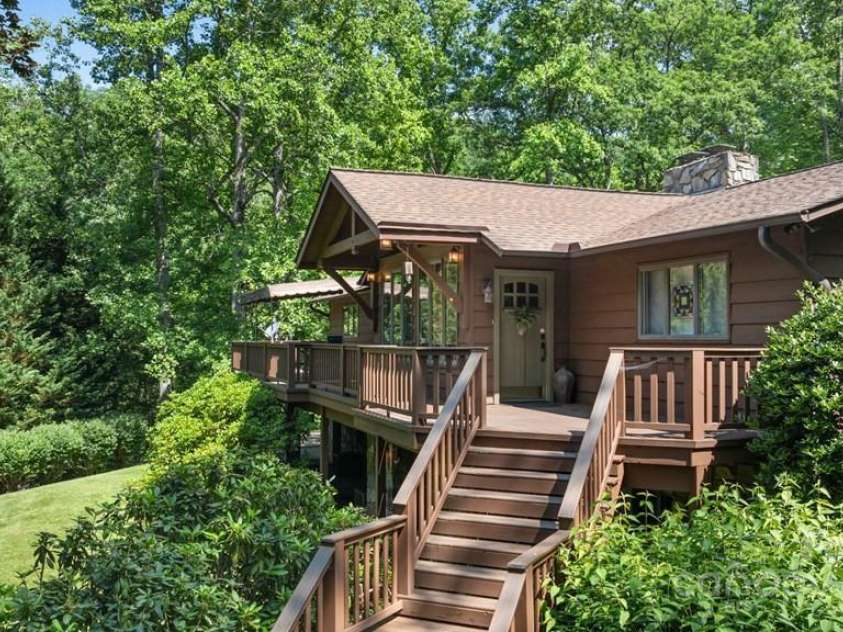188 Black Rock Ranch Road, Sylva, NC 28779.  MLS# CAR4277435, YatesRealty ID 23612. 
