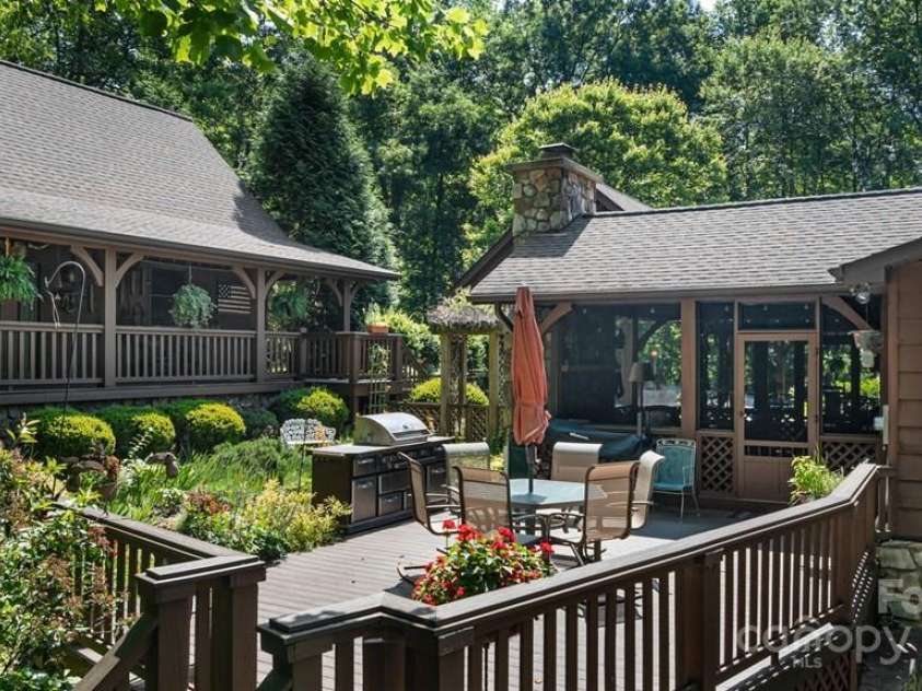 188 Black Rock Ranch Road, Sylva, NC 28779.  MLS# CAR4277435, YatesRealty ID 23612. 