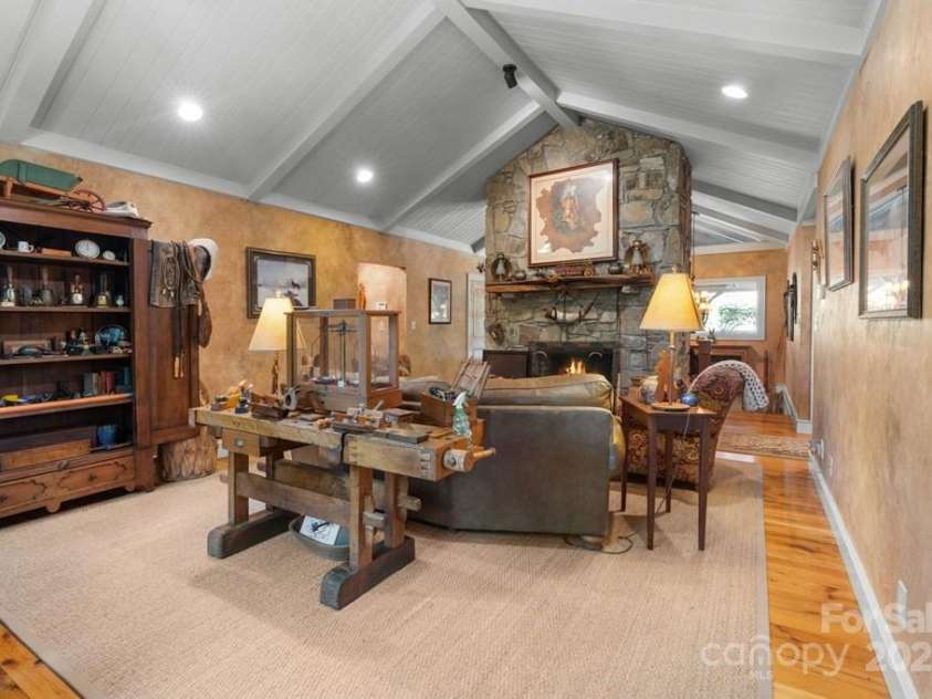 188 Black Rock Ranch Road, Sylva, NC 28779.  MLS# CAR4277435, YatesRealty ID 23612. 