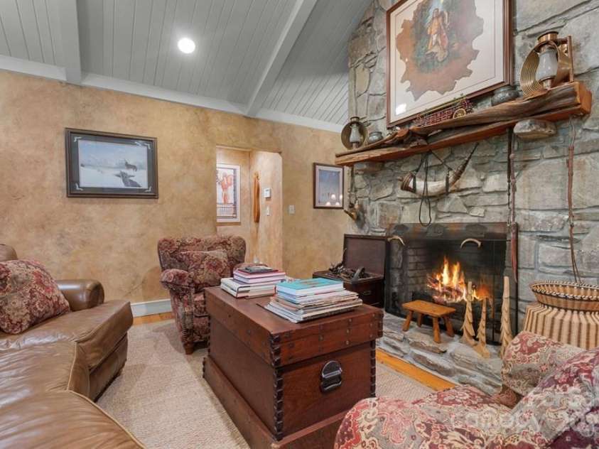 188 Black Rock Ranch Road, Sylva, NC 28779.  MLS# CAR4277435, YatesRealty ID 23612. 