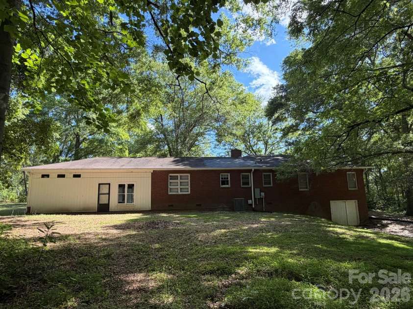 382 Alexis High Shoals Road, Dallas, NC 28034.  MLS# CAR4417122, YatesRealty ID 23613. 