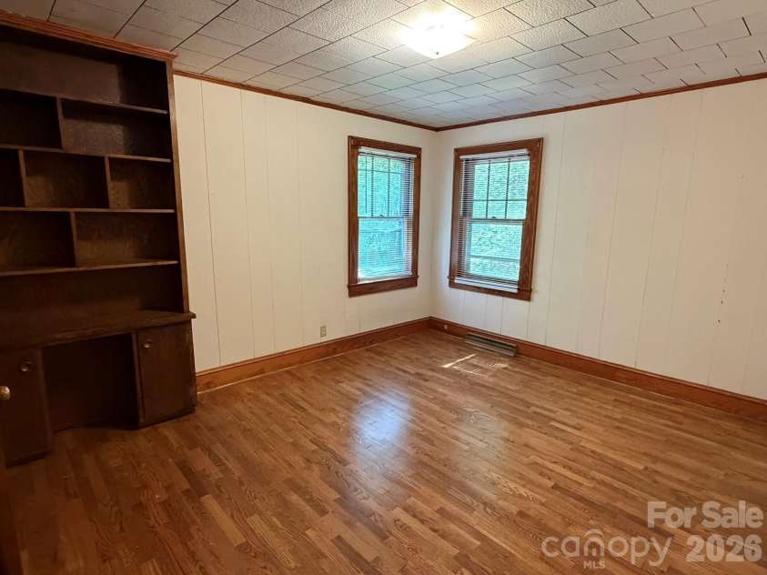 382 Alexis High Shoals Road, Dallas, NC 28034.  MLS# CAR4417122, YatesRealty ID 23613. 