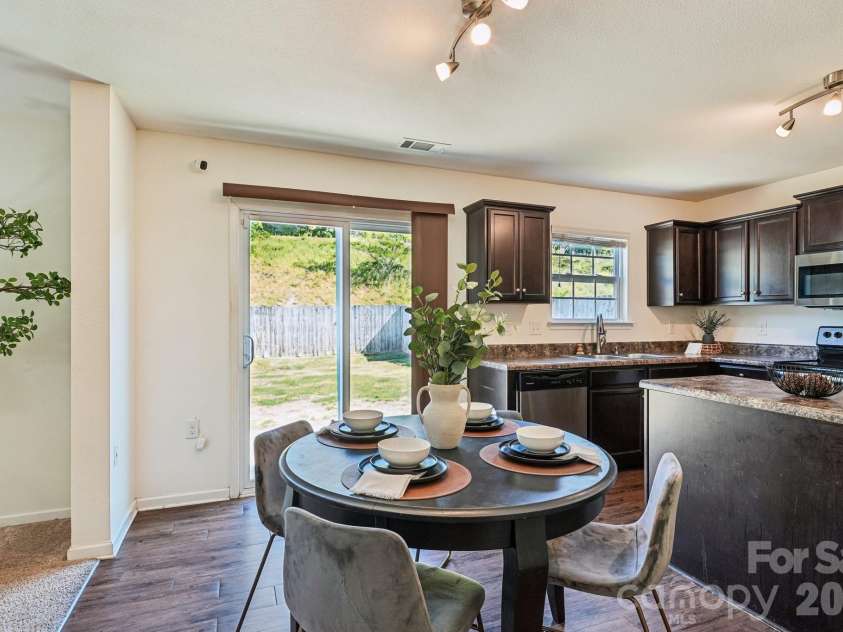 1912 Eastway Drive, Dallas, NC 28034.  MLS# CAR4376334, YatesRealty ID 23614. 