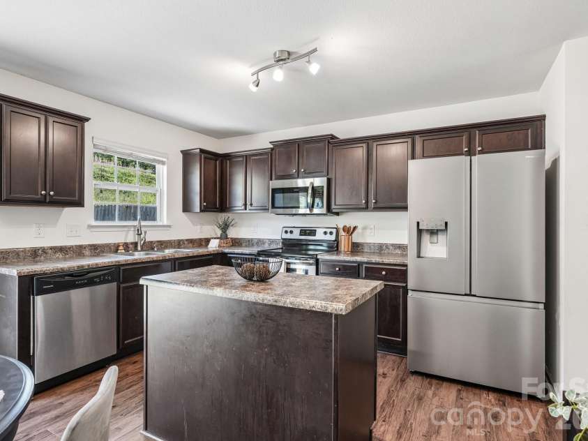 1912 Eastway Drive, Dallas, NC 28034.  MLS# CAR4376334, YatesRealty ID 23614. 
