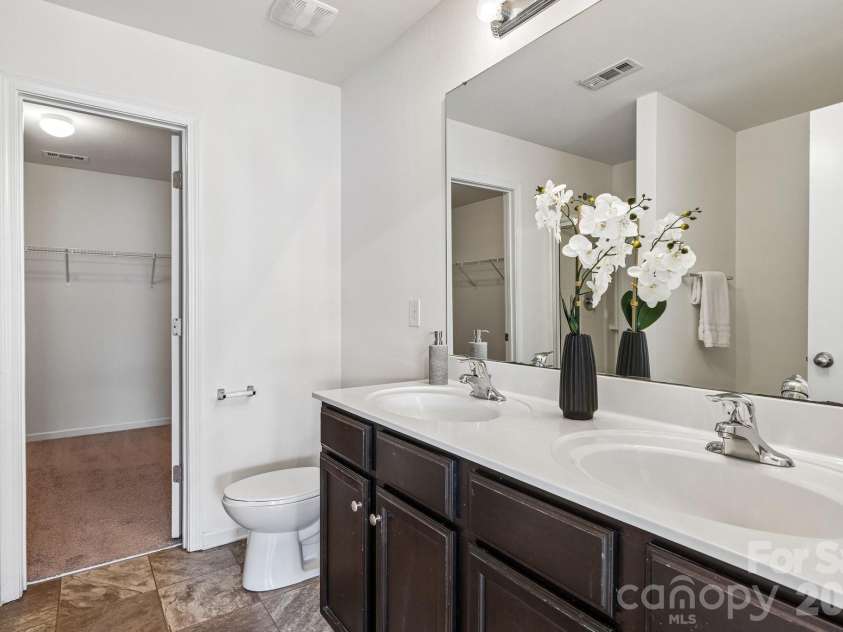 1912 Eastway Drive, Dallas, NC 28034.  MLS# CAR4376334, YatesRealty ID 23614. 