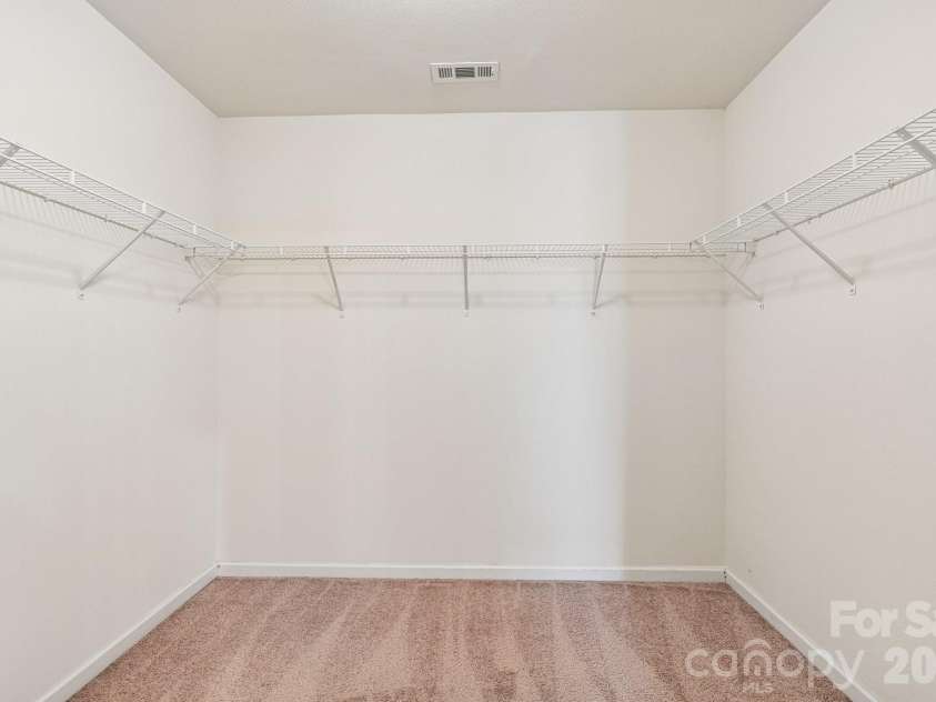1912 Eastway Drive, Dallas, NC 28034.  MLS# CAR4376334, YatesRealty ID 23614. 