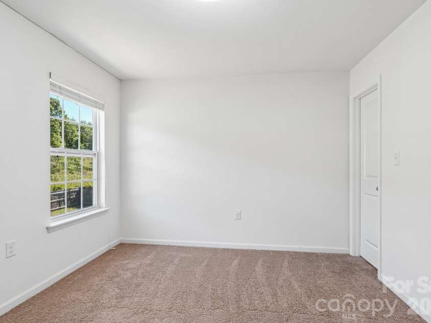 1912 Eastway Drive, Dallas, NC 28034.  MLS# CAR4376334, YatesRealty ID 23614. 
