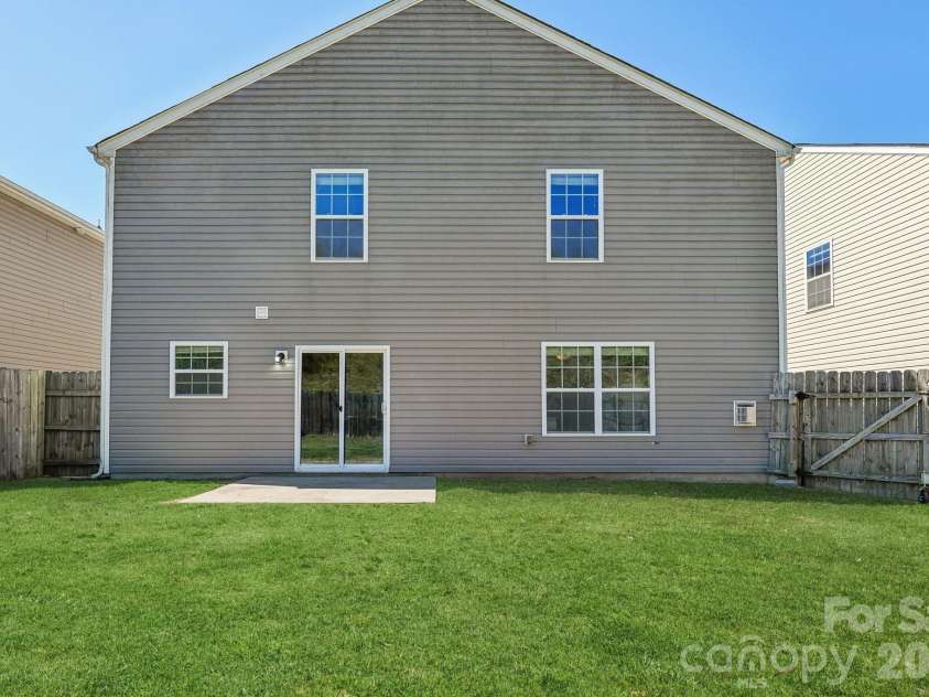 1912 Eastway Drive, Dallas, NC 28034.  MLS# CAR4376334, YatesRealty ID 23614. 