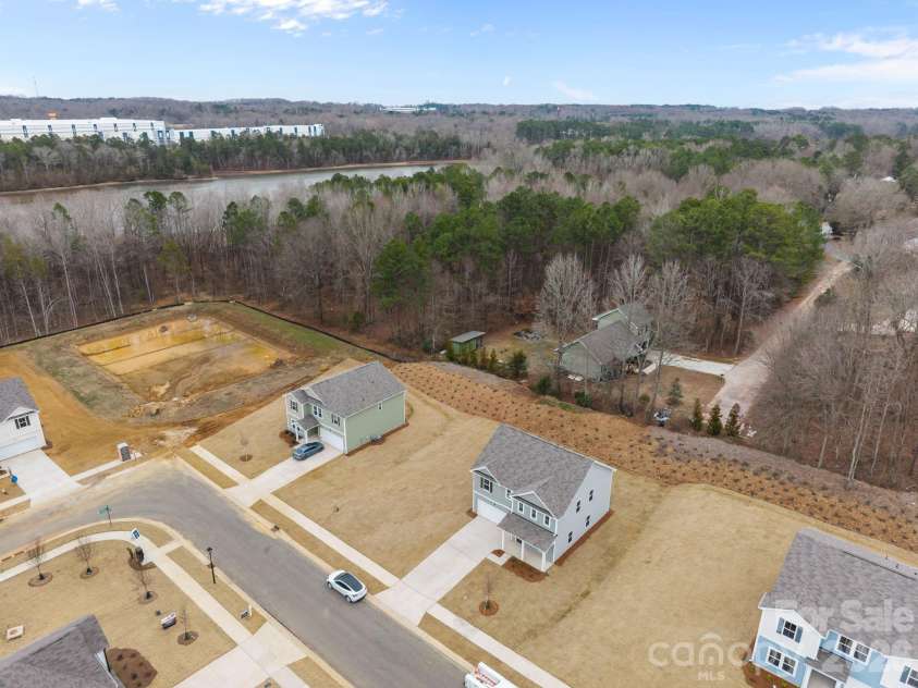 2670 Trawler Way, Kannapolis, NC 28083.  MLS# CAR4280041, YatesRealty ID 23616. 