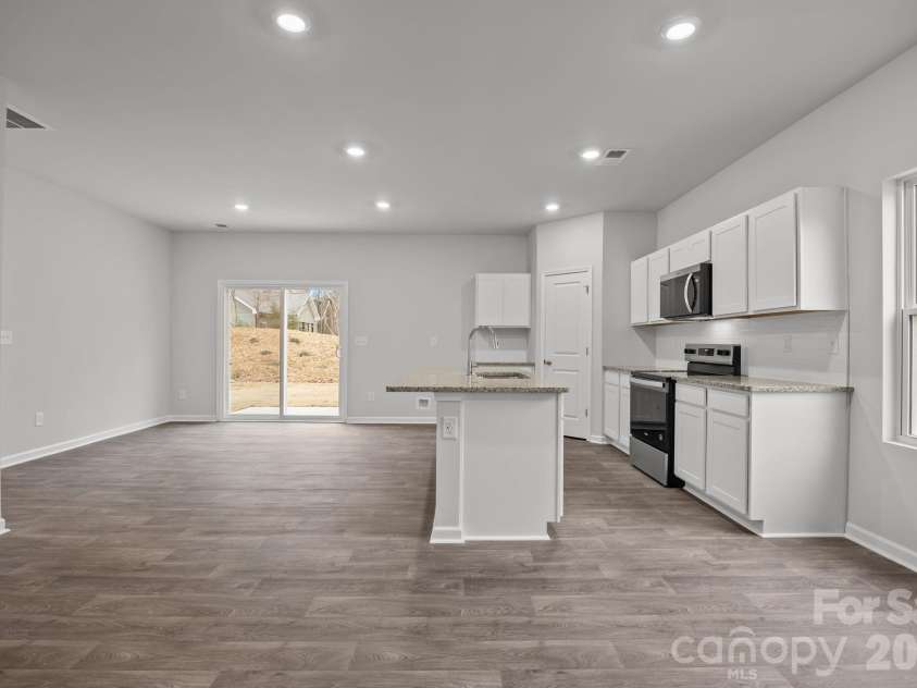 2670 Trawler Way, Kannapolis, NC 28083.  MLS# CAR4280041, YatesRealty ID 23616. 