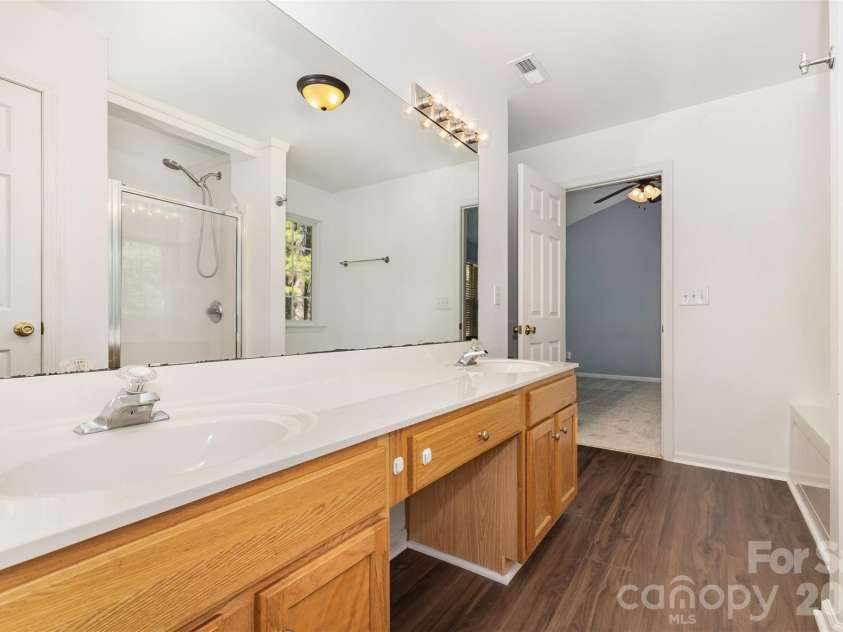 1535 Kingdom Way, Fort Mill, SC 29707.  MLS# CAR4382234, YatesRealty ID 23617. 