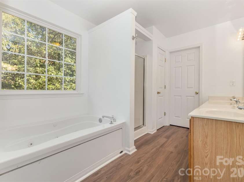1535 Kingdom Way, Fort Mill, SC 29707.  MLS# CAR4382234, YatesRealty ID 23617. 