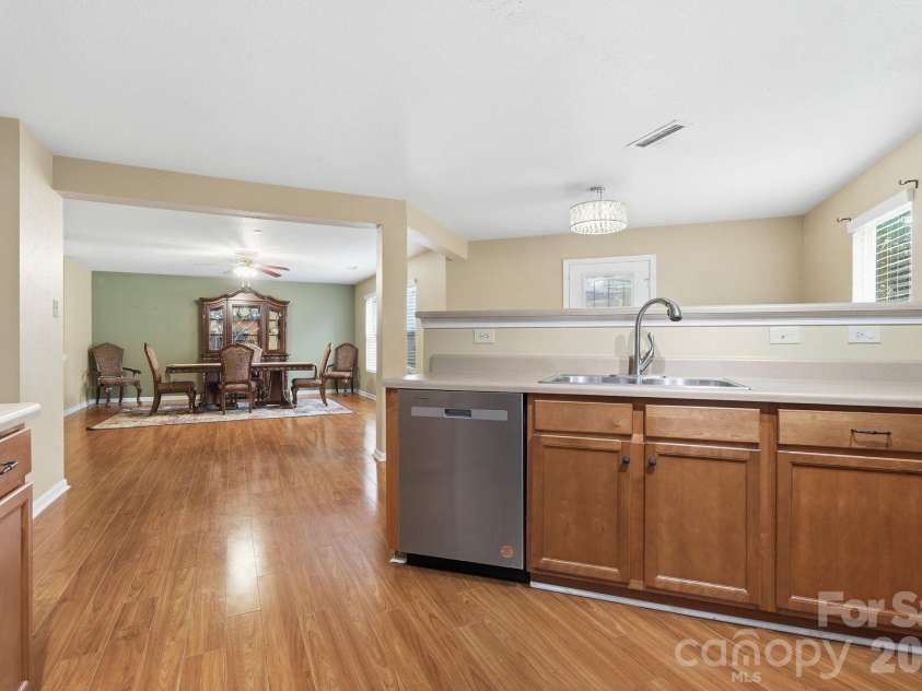 3906 Shasta Circle, Clover, SC 29710.  MLS# CAR4361726, YatesRealty ID 23618. 