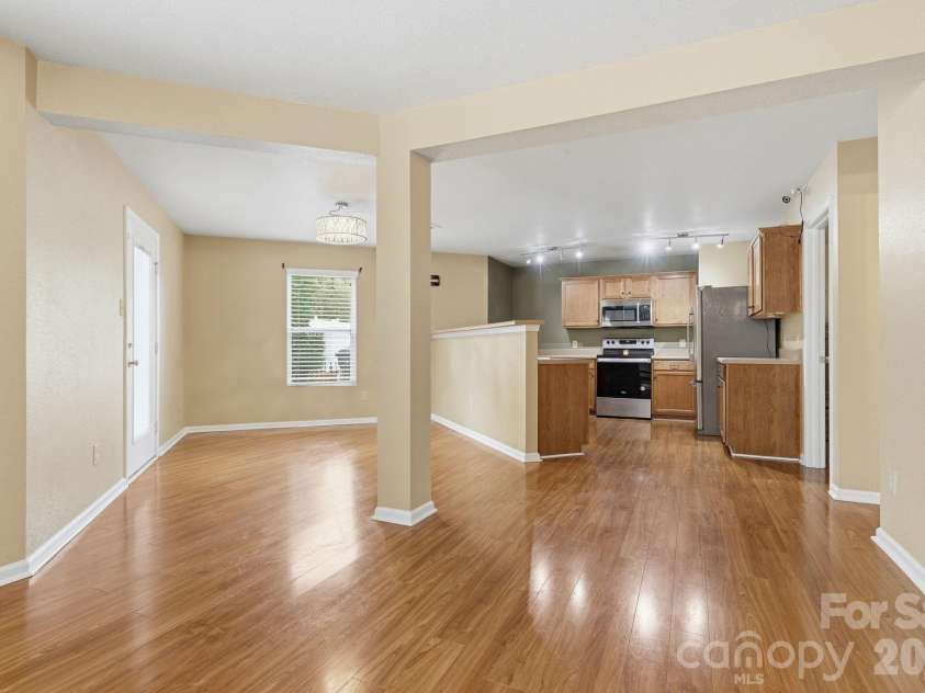3906 Shasta Circle, Clover, SC 29710.  MLS# CAR4361726, YatesRealty ID 23618. 