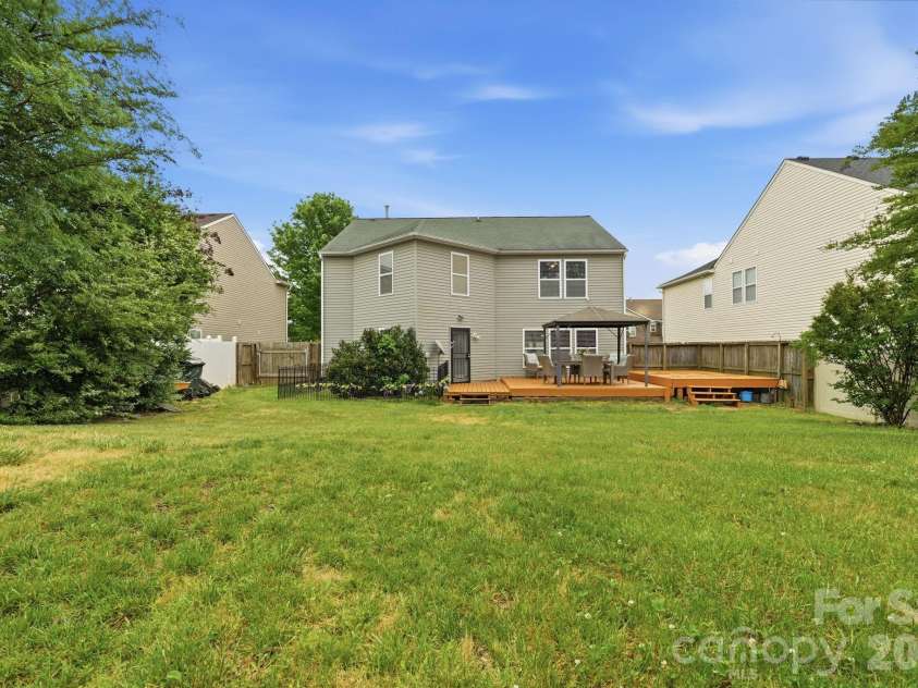 3906 Shasta Circle, Clover, SC 29710.  MLS# CAR4361726, YatesRealty ID 23618. 