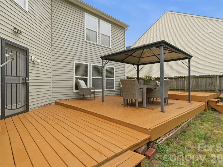 3906 Shasta Circle, Clover, SC 29710.  MLS# CAR4361726, YatesRealty ID 23618. Brand New Deck!