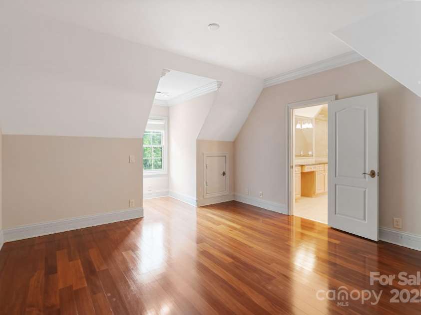 2310 La Maison Drive, Charlotte, NC 28226.  MLS# CAR4209333, YatesRealty ID 23619. 