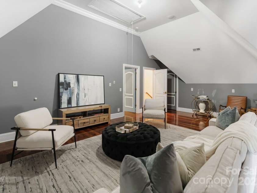 2310 La Maison Drive, Charlotte, NC 28226.  MLS# CAR4209333, YatesRealty ID 23619. 