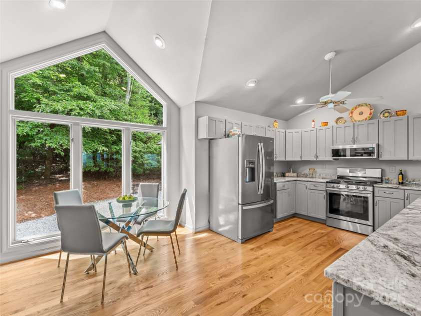 60 Lakeside Trail, Lake Toxaway, NC 28747.  MLS# CAR4281153, YatesRealty ID 2362. 