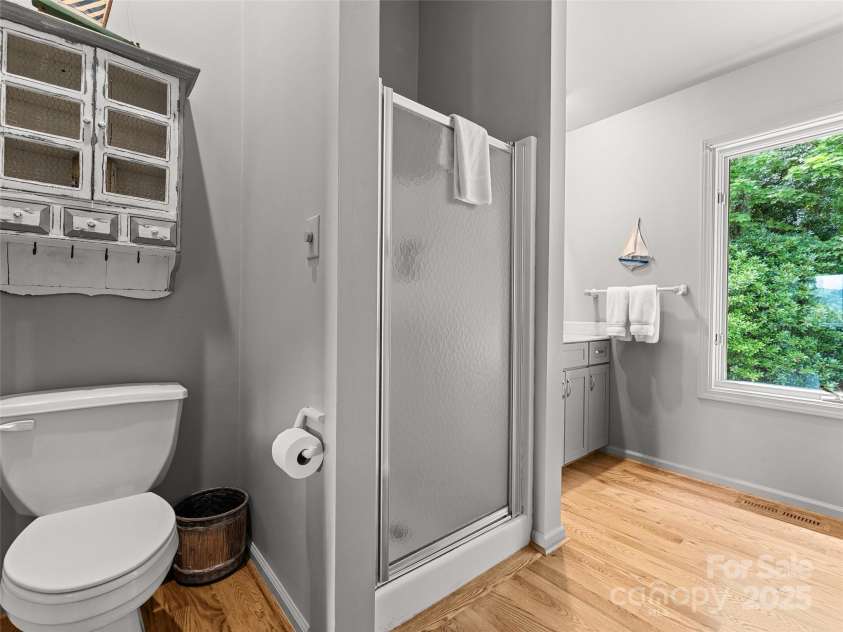 60 Lakeside Trail, Lake Toxaway, NC 28747.  MLS# CAR4281153, YatesRealty ID 2362. 