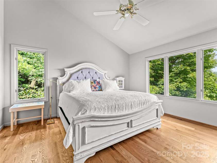 60 Lakeside Trail, Lake Toxaway, NC 28747.  MLS# CAR4281153, YatesRealty ID 2362. 