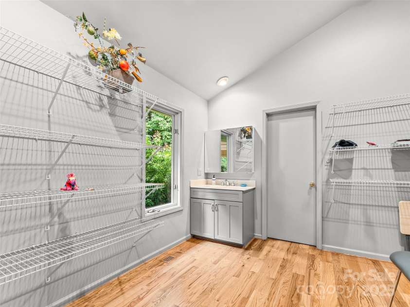 60 Lakeside Trail, Lake Toxaway, NC 28747.  MLS# CAR4281153, YatesRealty ID 2362. 