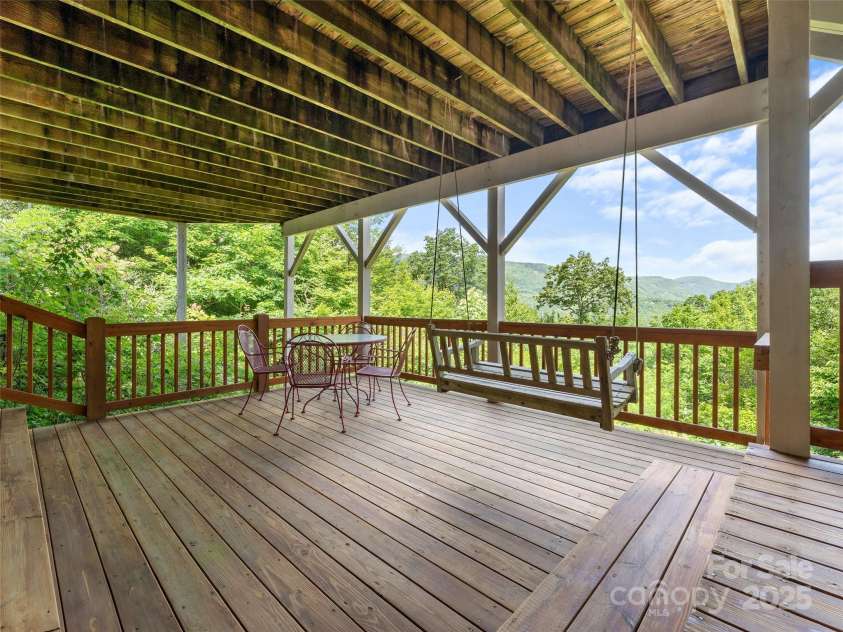 60 Lakeside Trail, Lake Toxaway, NC 28747.  MLS# CAR4281153, YatesRealty ID 2362. 