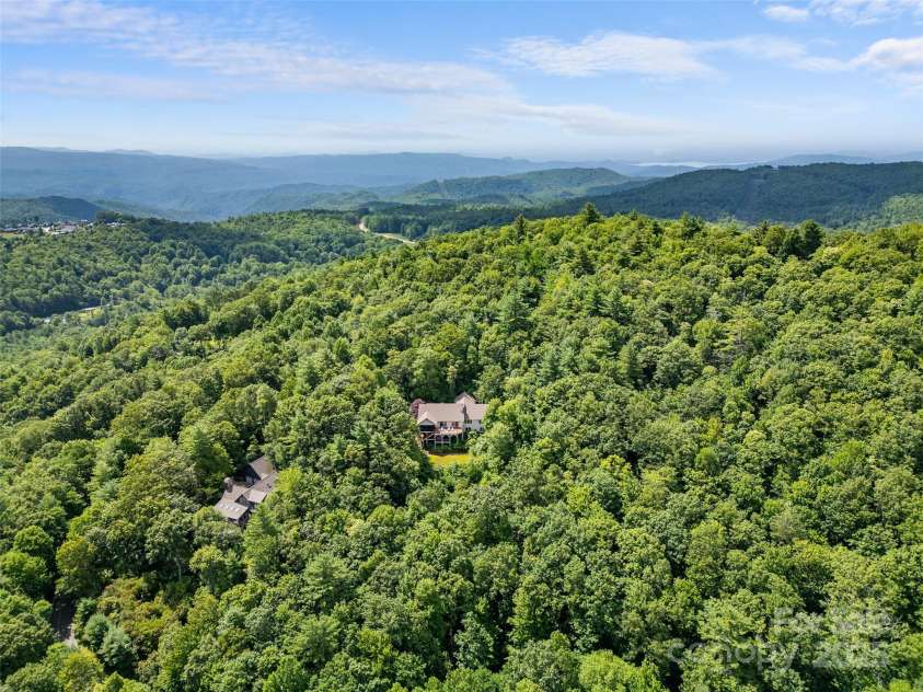 60 Lakeside Trail, Lake Toxaway, NC 28747.  MLS# CAR4281153, YatesRealty ID 2362. 