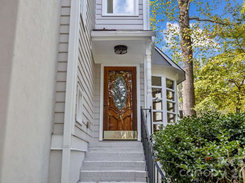 230 Brackenbury Lane, Charlotte, NC 28270.  MLS# CAR4366957, YatesRealty ID 23620. 