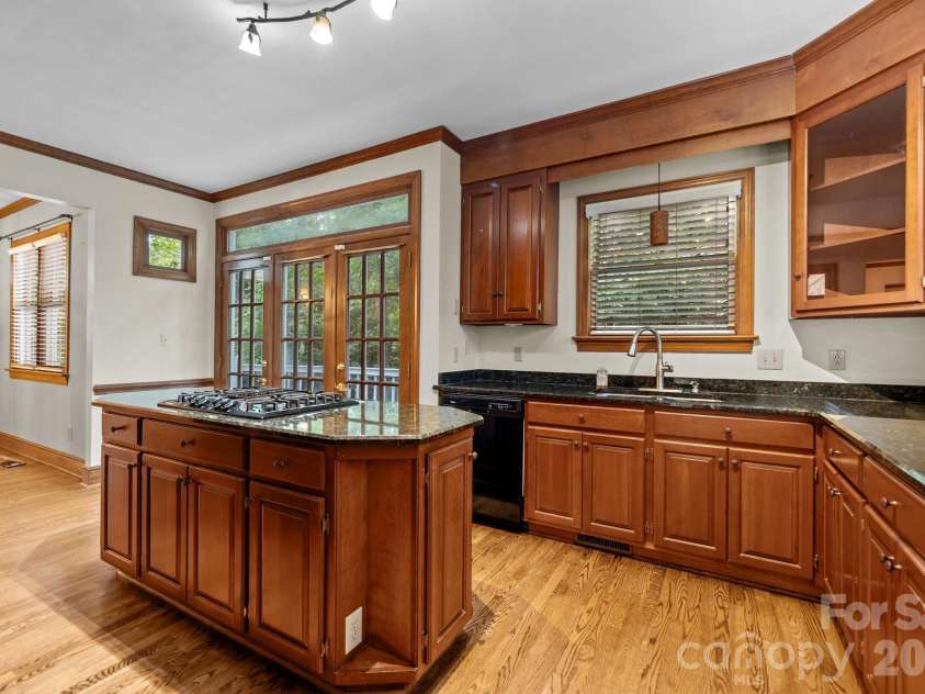 230 Brackenbury Lane, Charlotte, NC 28270.  MLS# CAR4366957, YatesRealty ID 23620. 