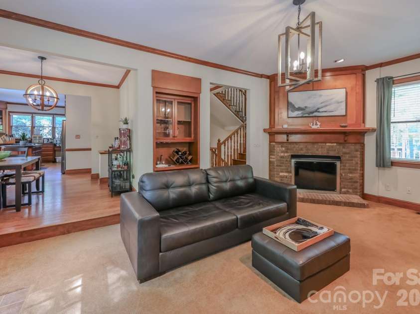 230 Brackenbury Lane, Charlotte, NC 28270.  MLS# CAR4366957, YatesRealty ID 23620. 