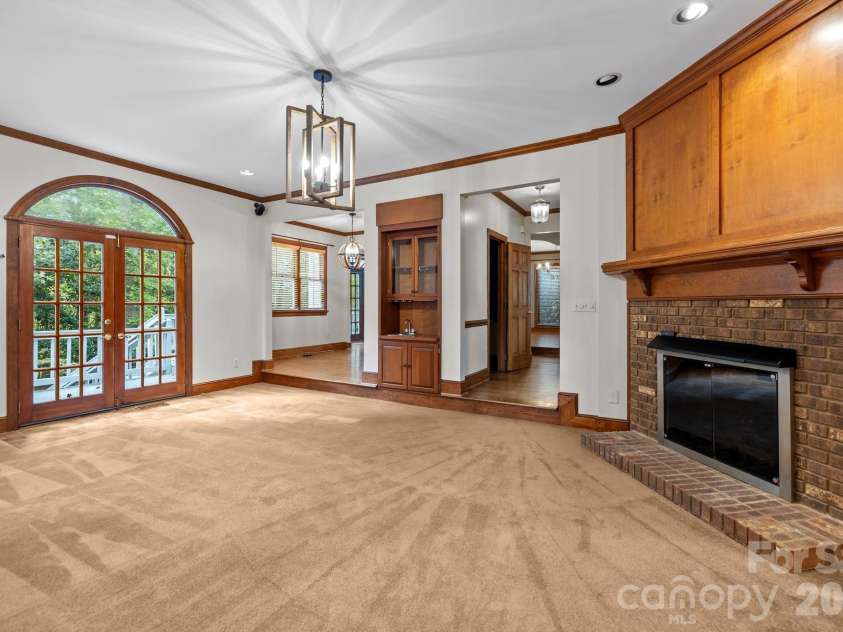 230 Brackenbury Lane, Charlotte, NC 28270.  MLS# CAR4366957, YatesRealty ID 23620. 