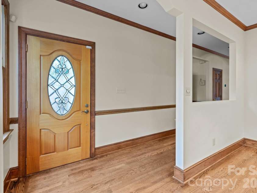 230 Brackenbury Lane, Charlotte, NC 28270.  MLS# CAR4366957, YatesRealty ID 23620. Front entry