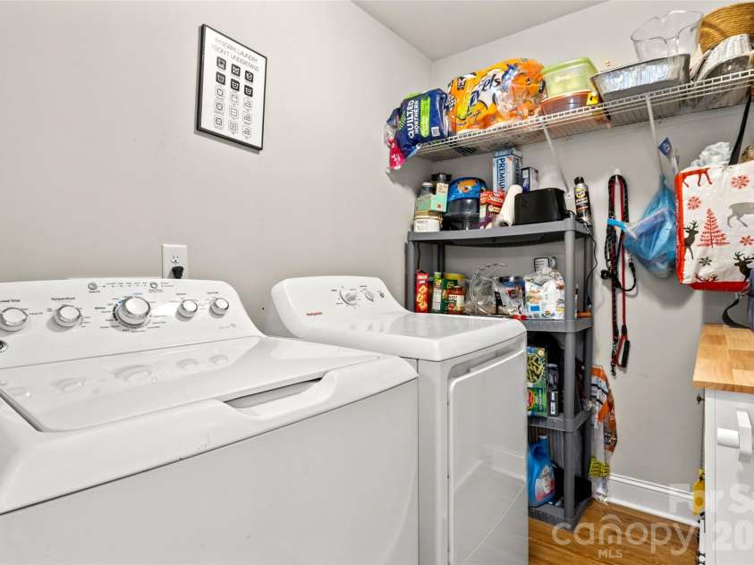 3200 Silver Fox Circle, Lancaster, SC 29720.  MLS# CAR4403774, YatesRealty ID 23621. 