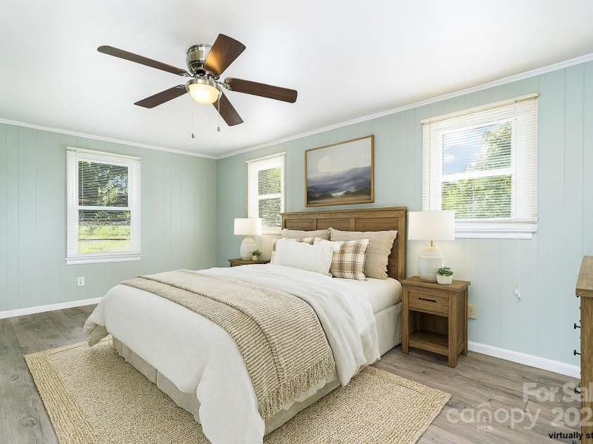 127 Bristol Road, Statesville, NC 28677.  MLS# CAR4275850, YatesRealty ID 23622. 