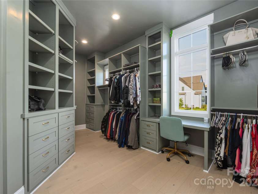 10119 Laurier Lane, Huntersville, NC 28078.  MLS# CAR4273565, YatesRealty ID 23623. Custom Design Walk in Closet