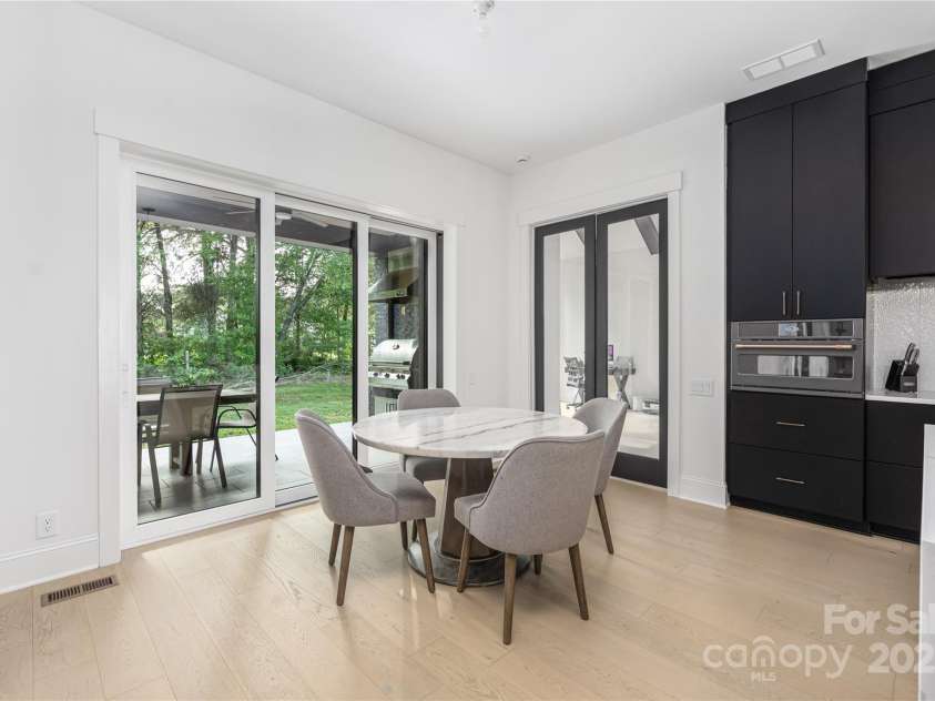 10119 Laurier Lane, Huntersville, NC 28078.  MLS# CAR4273565, YatesRealty ID 23623. Eat in Kitchen/Dinette Area