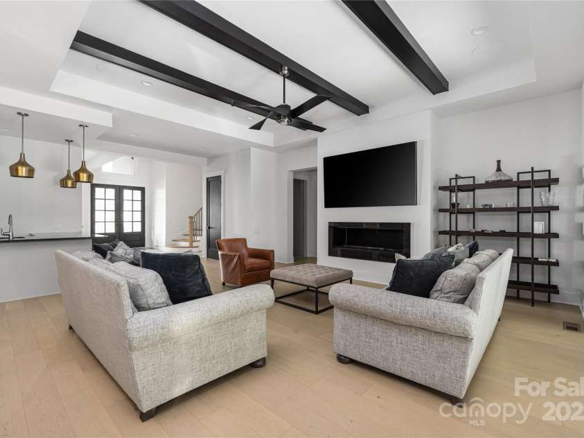 10119 Laurier Lane, Huntersville, NC 28078.  MLS# CAR4273565, YatesRealty ID 23623. Great Room/Living Room