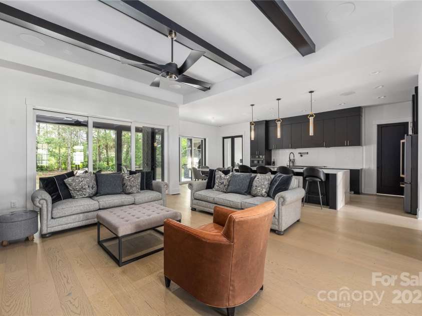 10119 Laurier Lane, Huntersville, NC 28078.  MLS# CAR4273565, YatesRealty ID 23623. Great Room/Living Room