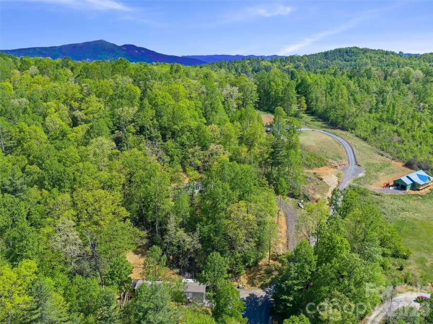 85 Shangrila Trail, Spruce Pine, NC 28777.  MLS# CAR4380911, YatesRealty ID 23623. 