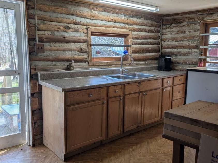 6712 Globe Road, Lenoir, NC 28645.  MLS# CAR4361290, YatesRealty ID 23624. 