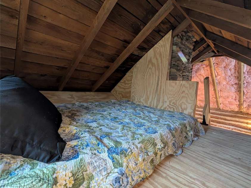 6712 Globe Road, Lenoir, NC 28645.  MLS# CAR4361290, YatesRealty ID 23624. 