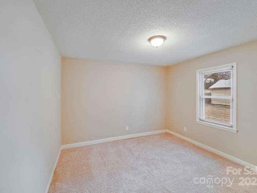 712 Stevens Street, Gastonia, NC 28054.  MLS# CAR4225560, YatesRealty ID 23624. 