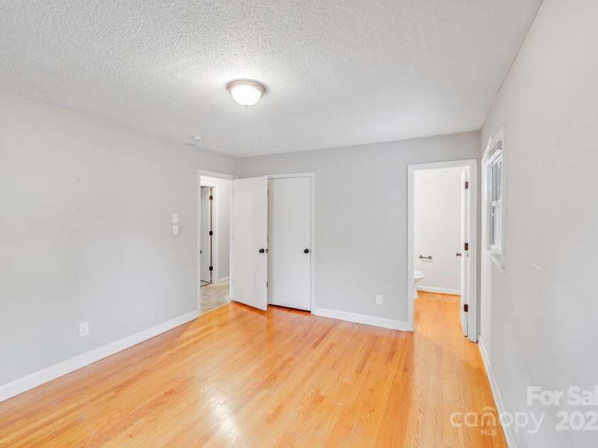 712 Stevens Street, Gastonia, NC 28054.  MLS# CAR4225560, YatesRealty ID 23624. 