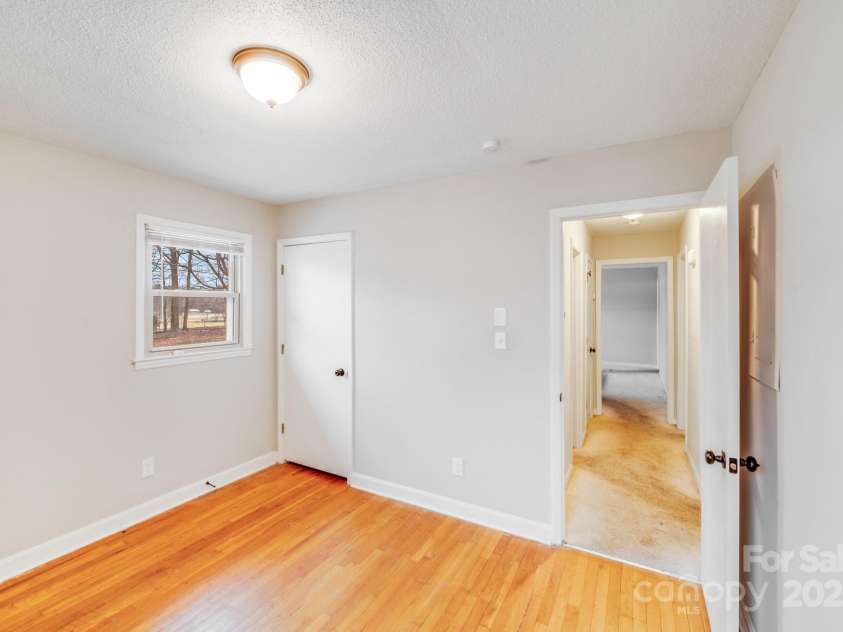 712 Stevens Street, Gastonia, NC 28054.  MLS# CAR4225560, YatesRealty ID 23624. 