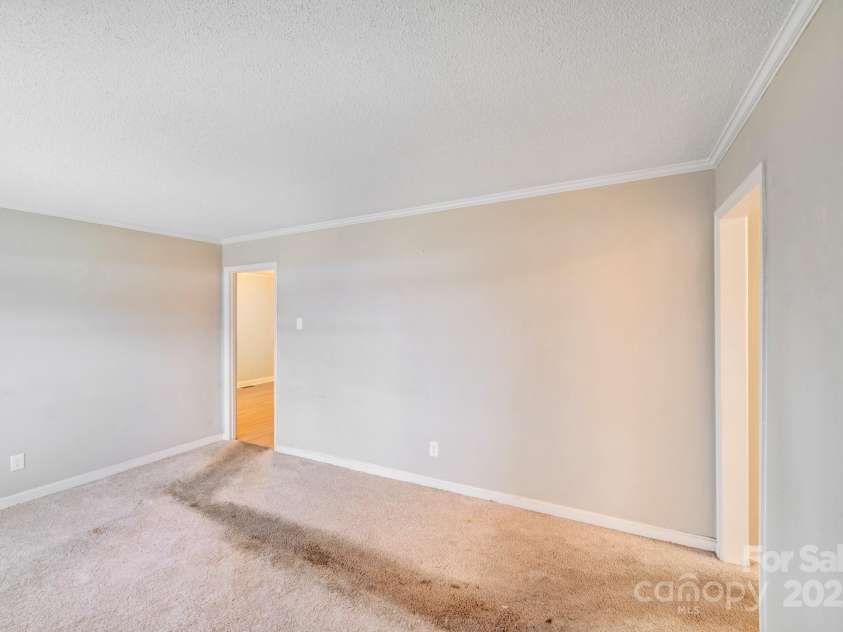 712 Stevens Street, Gastonia, NC 28054.  MLS# CAR4225560, YatesRealty ID 23624. 