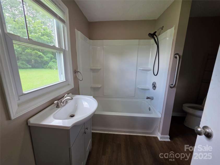 227 Nassau Place, Mount Holly, NC 28120.  MLS# CAR4275450, YatesRealty ID 23626. 